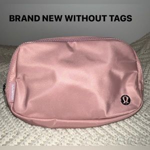 Lululemon Everywhere Belt Bag 1L